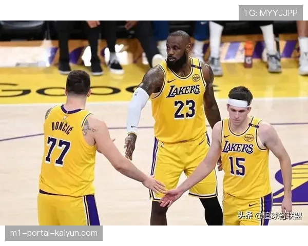 湖人双星东契奇与里夫斯伤情更新 球队对首轮复出前景并不乐观